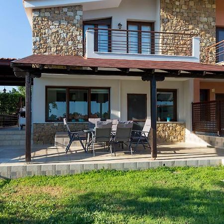 Villa Kristin 2 - 2Min Walk To Great Sandy, Shallow Beach Nikiti  Zewnętrze zdjęcie